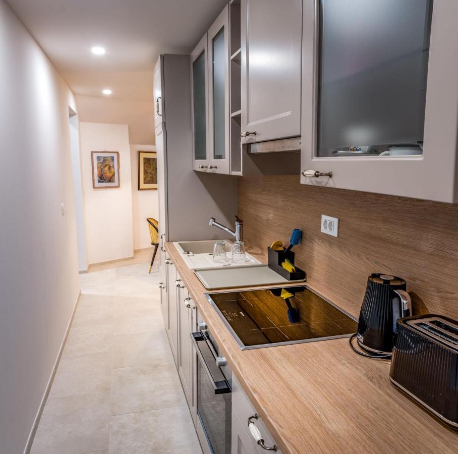 Apartment Nobilis Zambratija  Ngoại thất bức ảnh